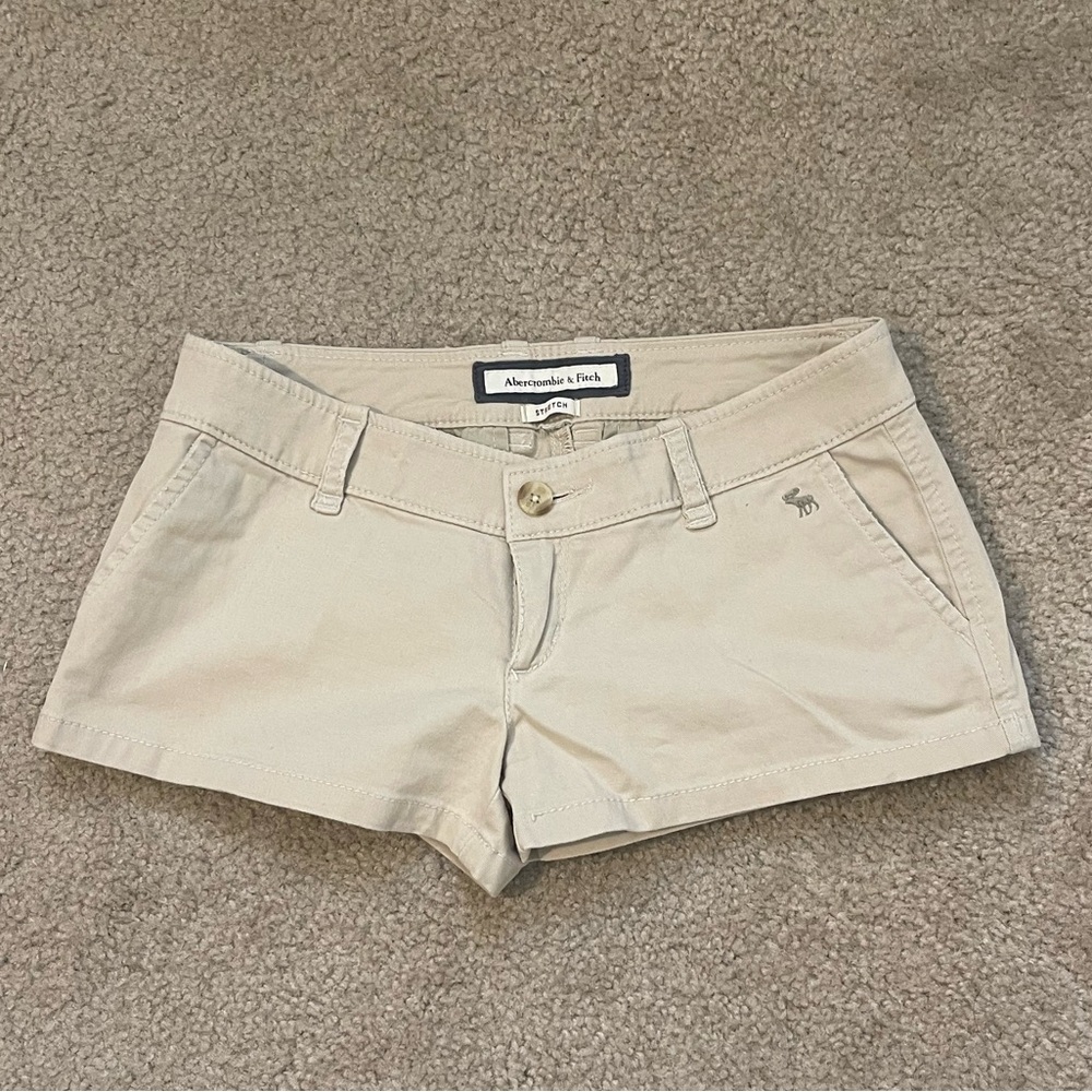 Abercrombie & Fitch Women's Cream High-Waist Cotton Shorts